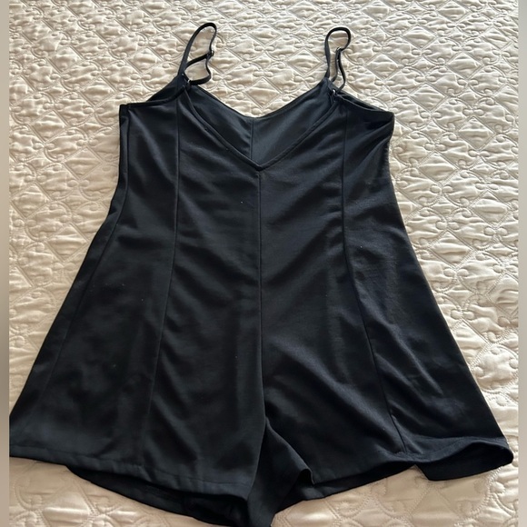 Zara V Neck Black Playsuit / Romper. Spaghetti strap Size M. Great condition. - Picture 2 of 4